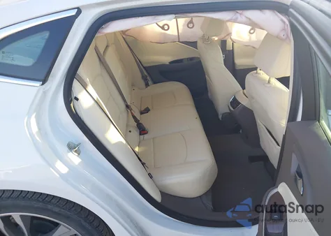 2022 Chevrolet Malibu Fwd Lt из США, поврежденный, VIN 1G1ZD5ST8NF108105